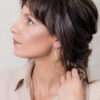 Brass triangle earrings - Afbeelding 2