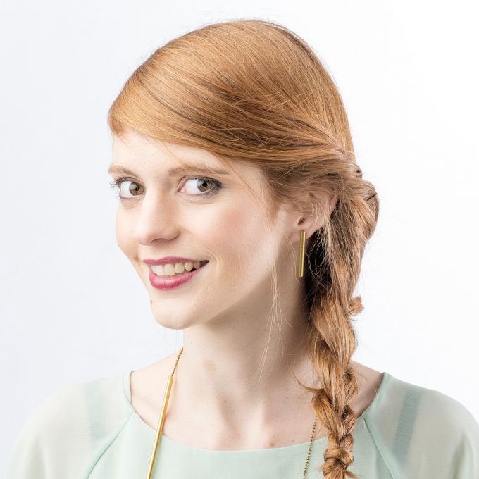 Bar earstuds
