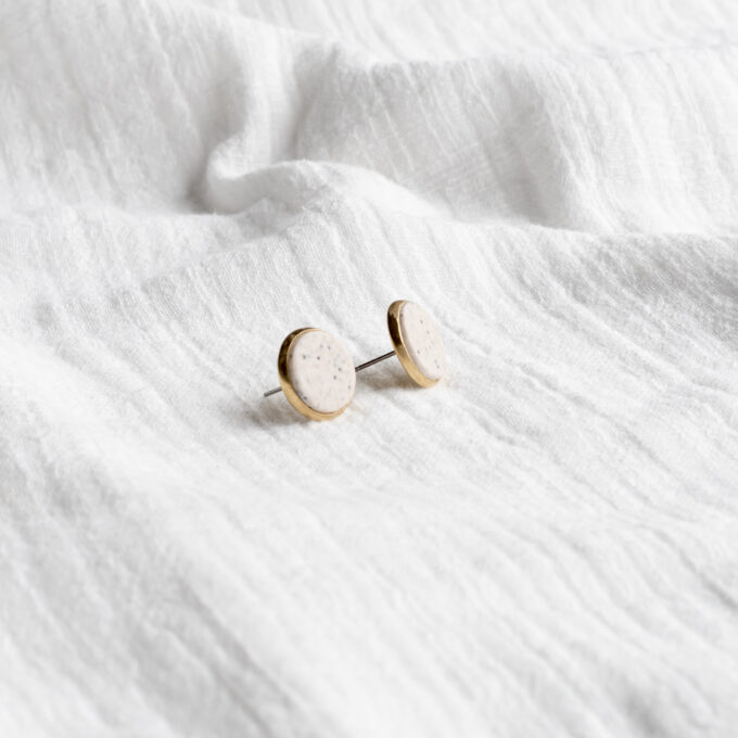 Mini stud messing - Tinted Essentials