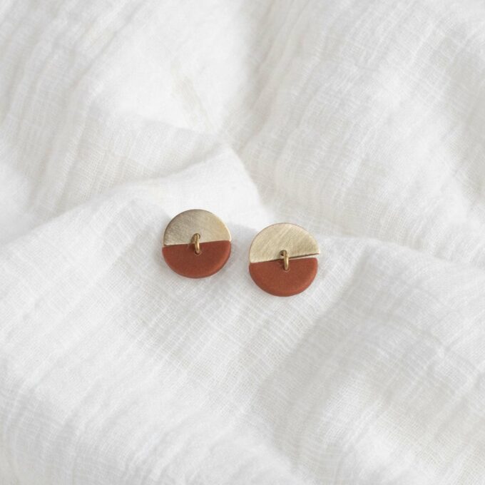 Dot - Tinted Essentials