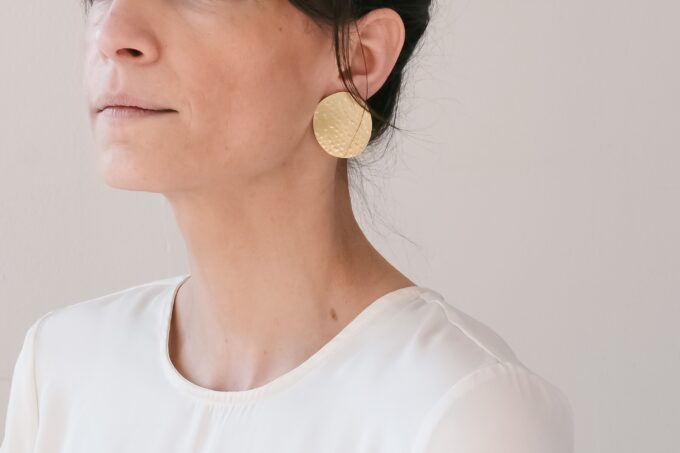 Big hammered rounded studs - Afbeelding 5