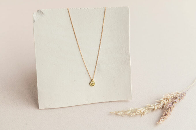 Tiny dots necklace - Afbeelding 2