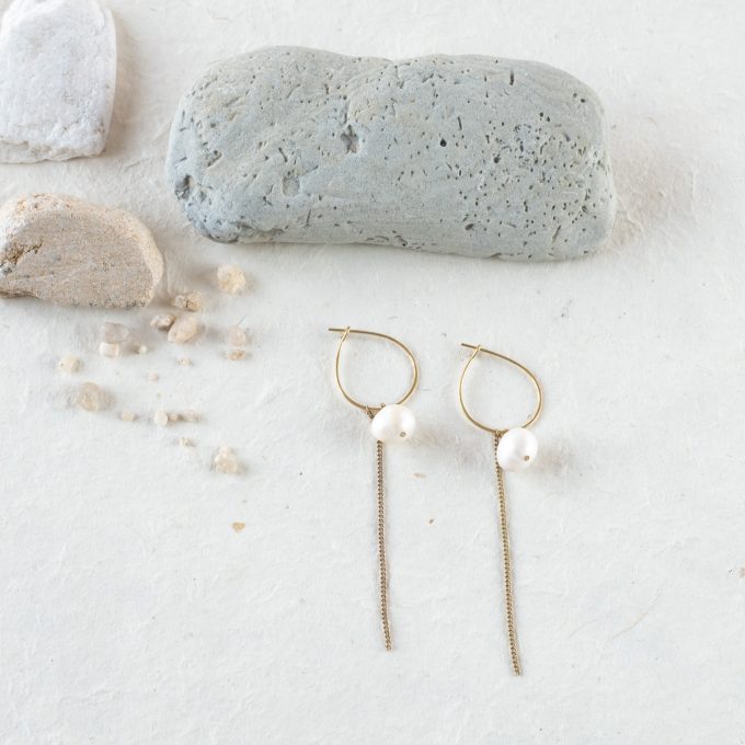 Pearls ˣ hoops & chain