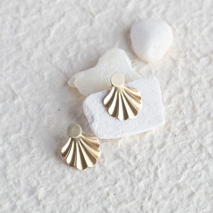 Sunglow studs