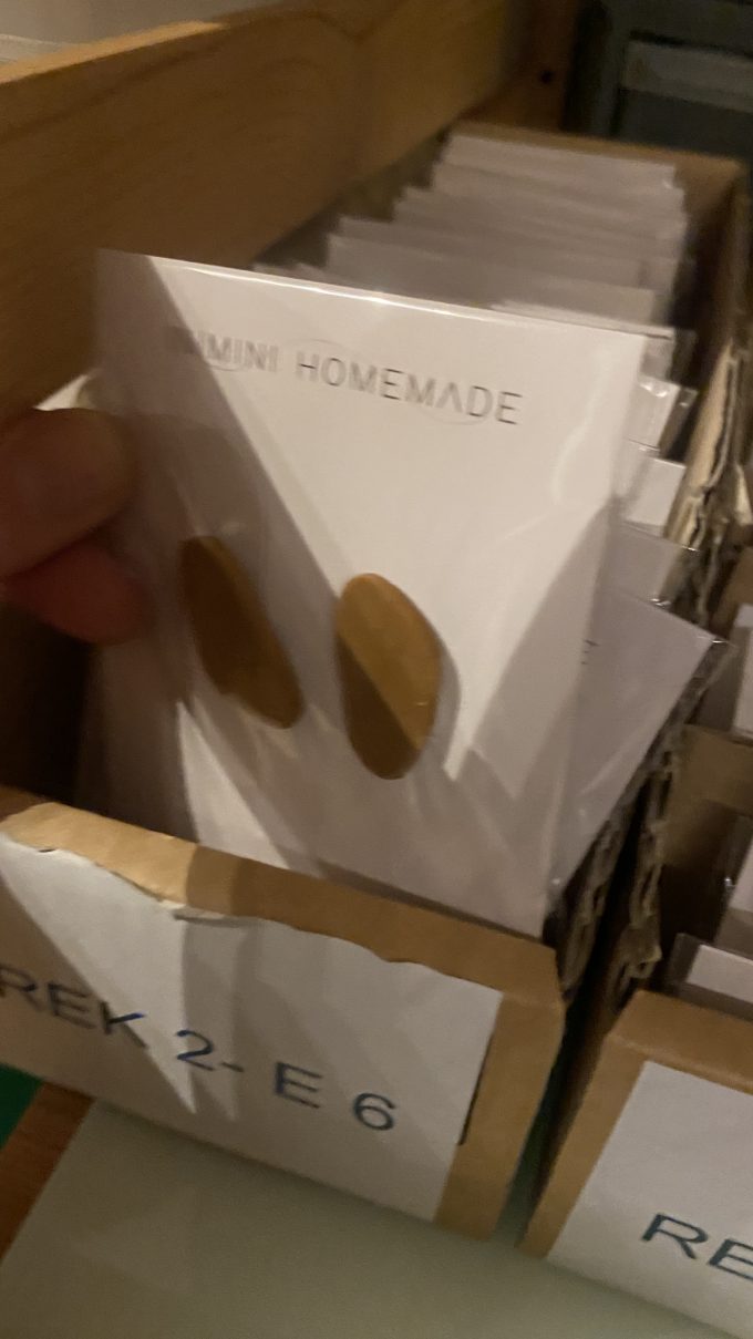 organic: long stud